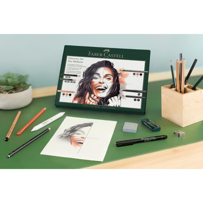 FABER-CASTELL 112925 Drawing Set Discovery 17 Pieces Including Polychromos, Pitt