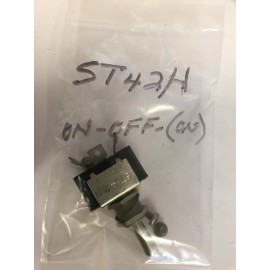 ST42H  ON-OFF-(ON)   TOGGLE SWITCH NOS