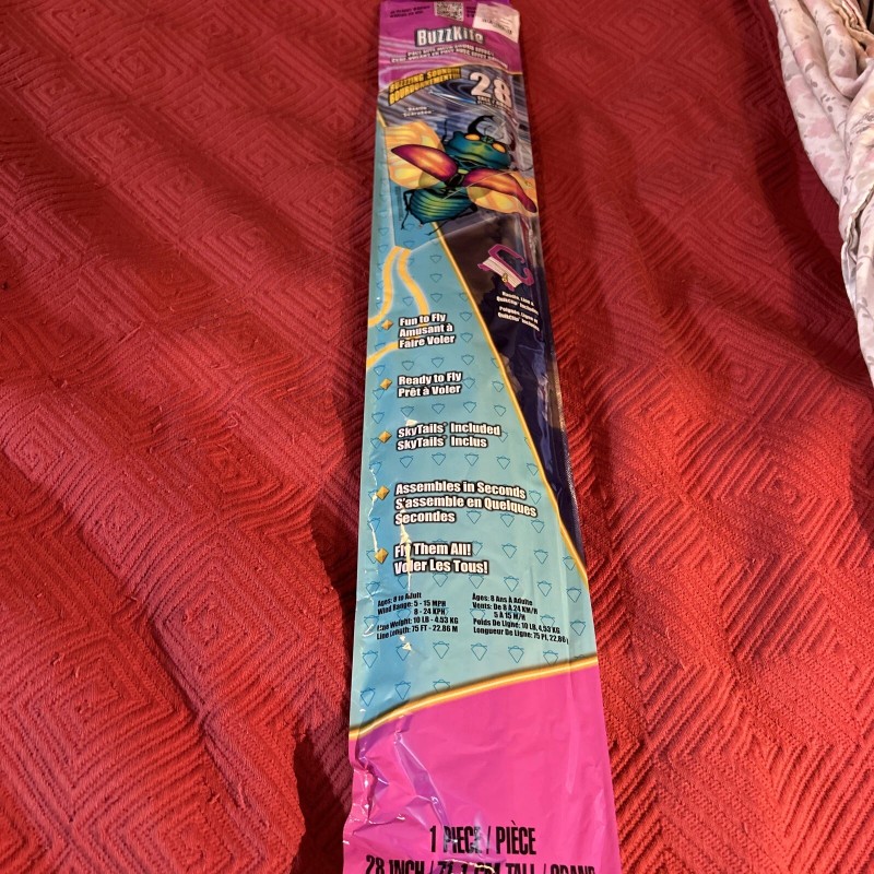 X Kites Kite Beetle 28in Buzzkite Poly W/Sound Effect SkyTails