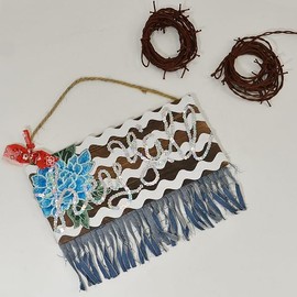 Expo International Chante Iron On Embroidered Flower Patches/Appliques, Coral