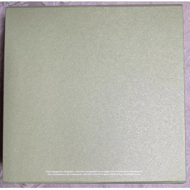 L'Occitane 1 Empty gift box   **NEW**