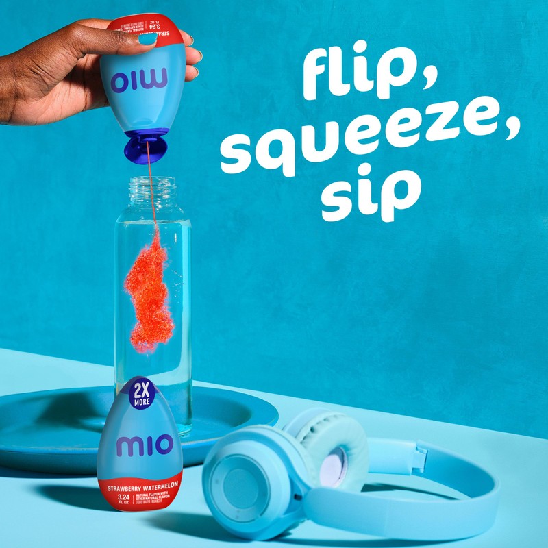 mio Strawberry Watermelon Flavored with other natural flavor Liquid Water