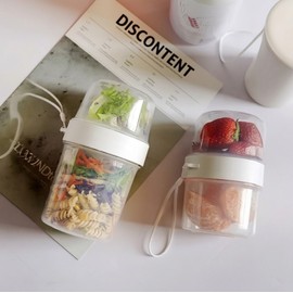 Breakfast Cereal & Yogurt Container with Fork – Sealed Food Storage Cup for Work, School & Outdoor Meals