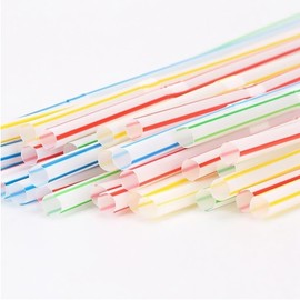 200 Pcs Plastic Straws 8.2 inch Flexible Disposable Drinking Straws Party Supplies Bendable Straws (Striped)