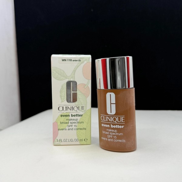 Clinique Even Better Makeup Broad Spectrum SPF 15 WN 118
