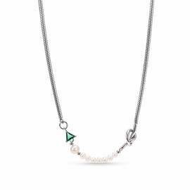 IDOKAWA Emerald Green Triangle Zircon Pearl Necklace for Women Men, Y2K Asymmetrical Snake Chain Pearl Layered Choker Necklace, Unisex Minimalist Streetwear Jewelry