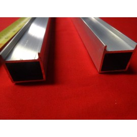 North American 1 " X 1" Aluminum square tube with lips 2  PIECES 18"