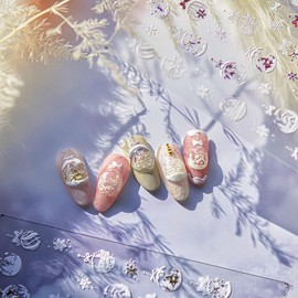 ESOTERIQUE Christmas Nail Art Stickers, Holographic Snow Globe Nail Art Stickers Decals 5D Embossed Nail Decals Shell Light, Winter Holiday Nail Decorations for Manicure, 1 Sheet