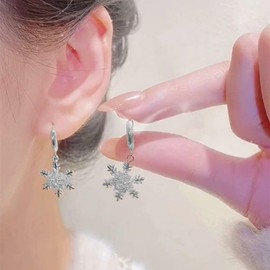 SLUYNZ 925 Sterling Silver Sparkly CZ Snowflake Dangle Earrings for Women Teens Girls Christmas Snowflake Dangle Earrings Drop Winter Party Earrings (A-SILVER)