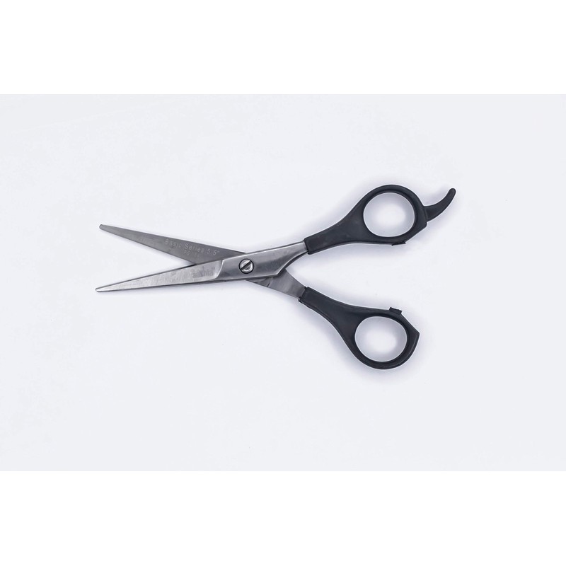 aashta Tijera para Corte de Cabello 5.5" Mango de Plastico
