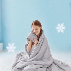 COCOPLOCEUS Cooling Comforter King Size – Soft Double Side Cooling Blanket for Hot Sleepers, Cold Touch Fabric Absorbs Body Heat, Ice Lightweight Summer Blanket for Night Sweats, Gray, 90''*106''
