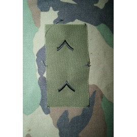 RARE US Army Private PV2 / E-2 Collar Rank Insignia Sew-on BDU OD Green