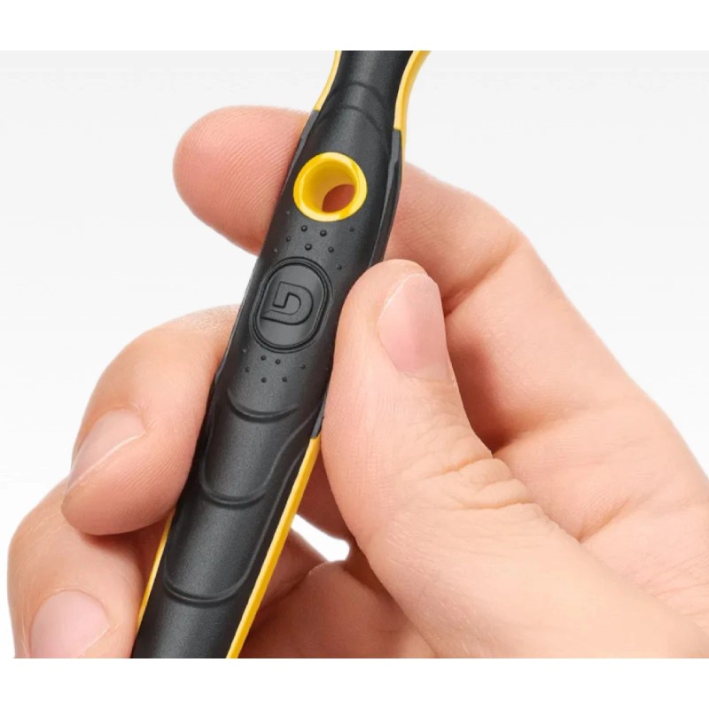 Defender Yellow and Black Handle Defender Razor with 8pk Regular