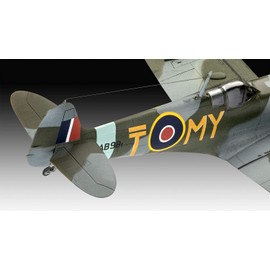 Revell Model Set 63711 Combat Set Me262 & P-51B Mustang 1:72 Scale Unbuilt/Unpainted Plastic Model Kits with Contacta Professional Glue, Paintbrush & Selected Aqua Color Paints