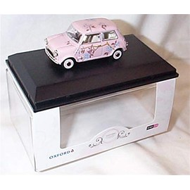 oxford Pink Floral Marks & Spencer Twiggy BMC MINI C00PER car 1:43 scale diecast model