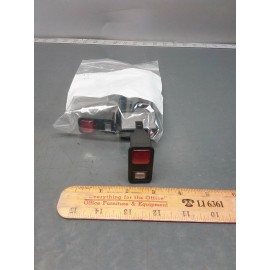 INTERNATIONAL New Genuine International 3587024C1 Red Indicator Light Housing Only