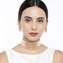 Aheli Faux Kundan Pearl Floral Choker Faux Pearl Necklace with Earring Indian Traditional Bollywood Ethnic Jewelry Set Gift for Women