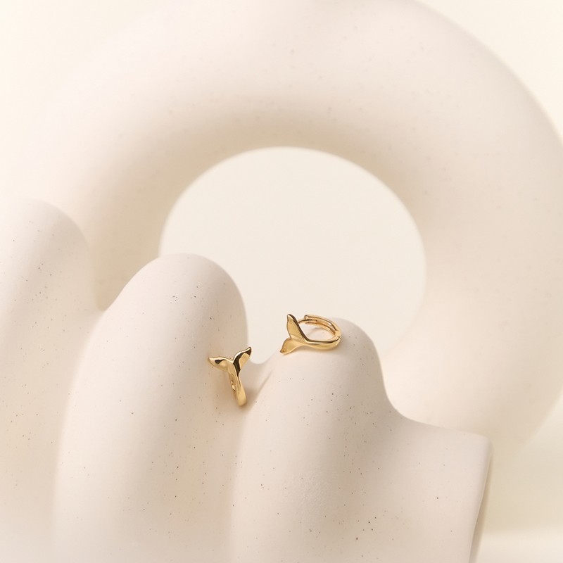 [Exclusive] Gold & Deer 14K Goldfield Whale Tail One-Touch Ring