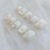 GLORS Short Nail Tip with White Pearl, Elegant Gold Shell