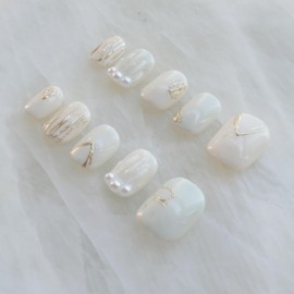 GLORS Short Nail Tip with White Pearl, Elegant Gold Shell Design, Handmade Press On, Square Shape (QA006_S)