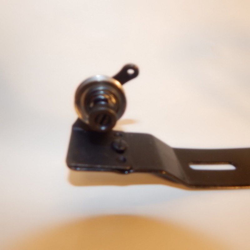 CONSEW 206RB SINGER 111W 212G INDUSTRIAL SEWING MACHINE BOBBIN WINDER