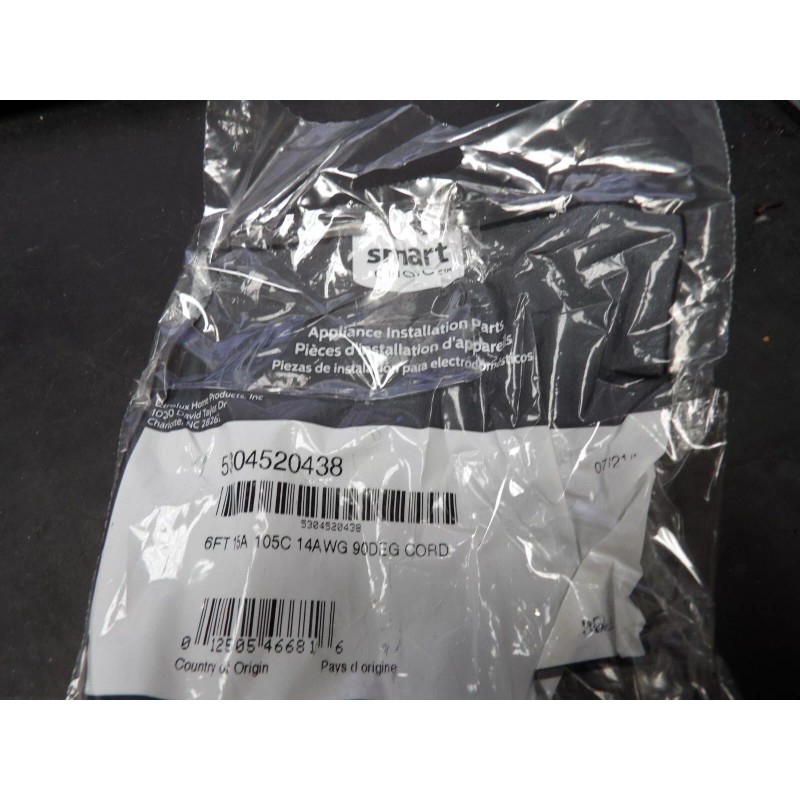 Electrolux Smart Choice 6ft 15A 14AWG APPLIANCE CORD, 90 Degree