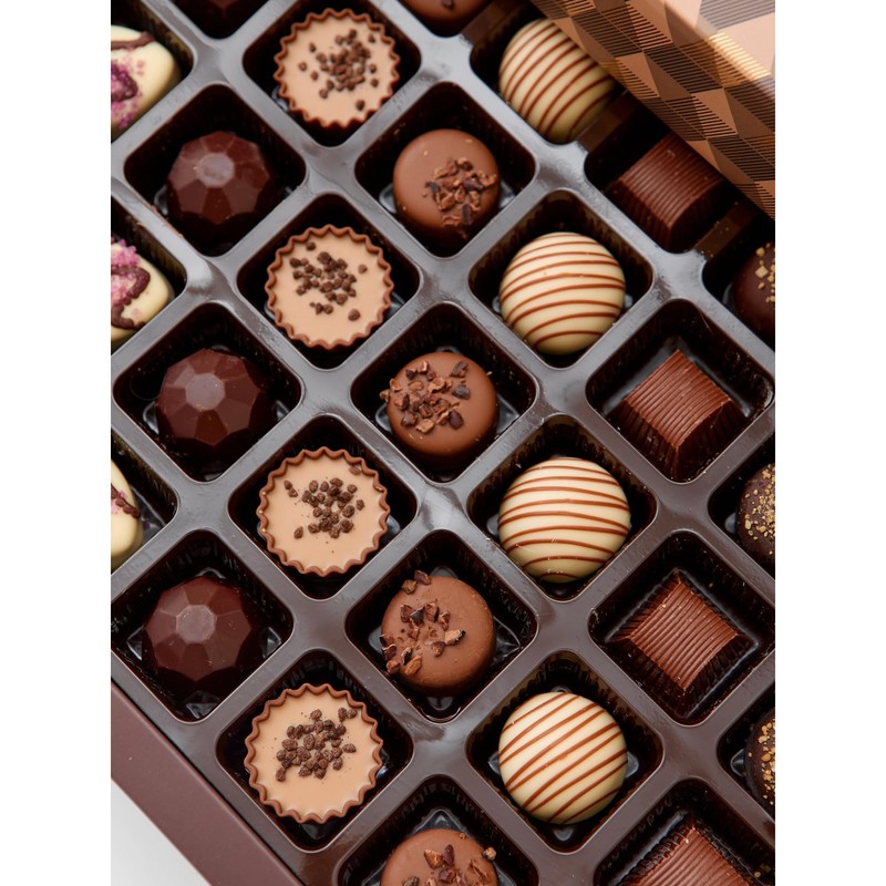 Aramella Belgian Chocolate Brown Box With Gift Bag (40 Pieces
