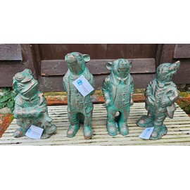 Inspirational Gifting 30cm Wind in the Willows set of 4 Garden Sculptures Statues cast in Aluminium, featuring Ratty, Mole, Badger and Toad! - hand finished with aged patina.