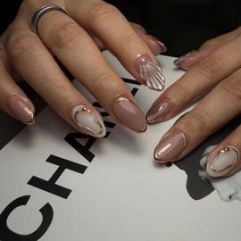 XZMeiLun Gold French Tip Press On Nails Short Almond, 3D Line shell French Tip Sticke On Nails, Designer Reusable Acrylic Nails Press Ons, Fake Nail With Glue On, Daily Wea False Nail For Women