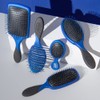 Efalock Wet Brush Pro Paddle Detangler Royal Blue