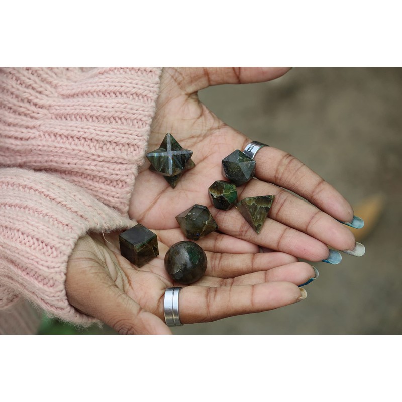 Jet International Beautiful A ++ Labradorite 7 Stones Holy Geometry