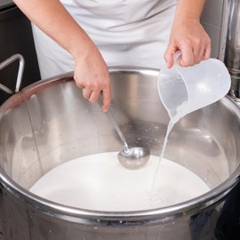 Natural Probio® Liquid Animal Rennet 1.7 fl oz for Artisan Cheese Making | Precise Dosage, high Concentration 1:10000 U, High Yield 66-132 gal | Enzymatic Coagulant for Soft and Hard Cheeses