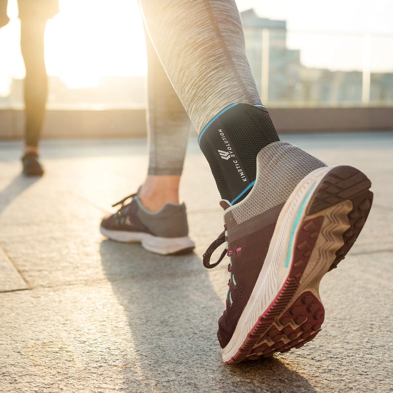 KINETIC EVOLUTION Adjustable Foot Brace Provides Elastic Ankle Protection for