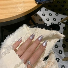 MAOLEETO Press on Nails, Short Ladder Fake Nails Gradient Pink False Nails Small Pink Press on Nails for Women Girls Nail Art Decoration - Smaill