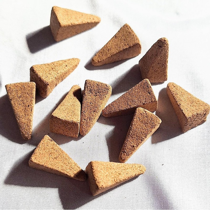 Pyramid Corn Incense / Exclusive Incense (12 Pieces) - ISHIKI-BALI