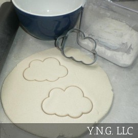 CLOUD SHAPE OUTLINE COOKIE CUTTER MADE IN USA PR4943