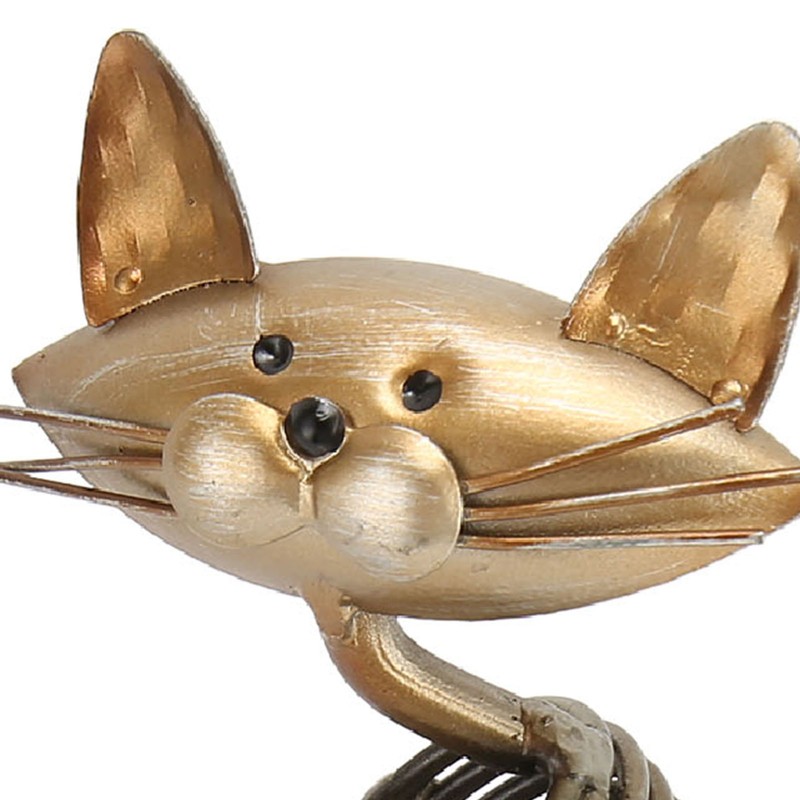 Metal Cat Figurine Innvoative Fun Hand Crafted Spring Cat Sculpture