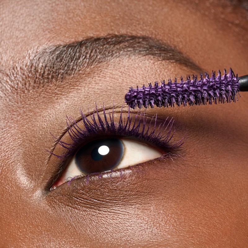 essence Lash PRINCESS false lash effect mascara purple, volumizing, false