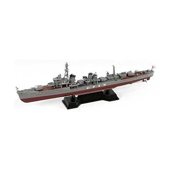 Pit Road SPW46 1/700 Skywave Series Japanese Navy White Destroyer May Rain with New Equipment Parts Plastic Model