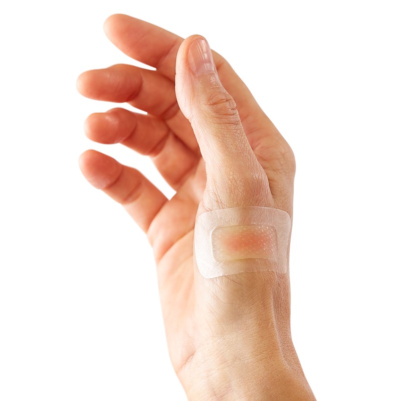 Curad Soothe & Cool Burn Bandages, Instant Cooling, Assorted Sizes,