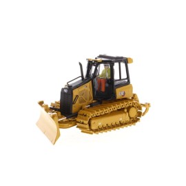 ModelToyCars Caterpillar D3 Track Type Dozer with Operator - Diecast Masters 85673 1/50 Scale