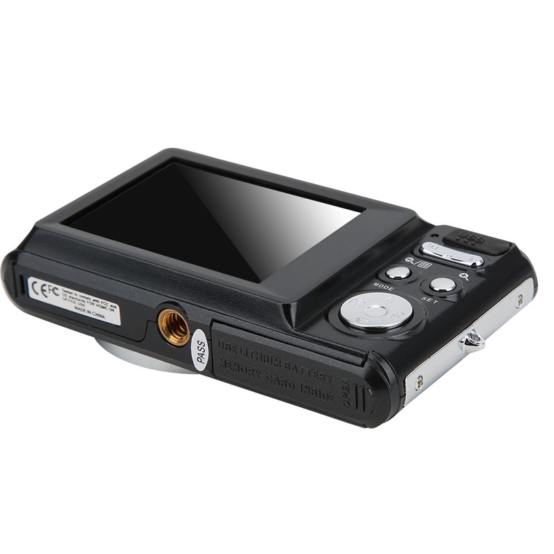 21MP 2.4in TFT Screen 8 Times Digital Zoom Camera with