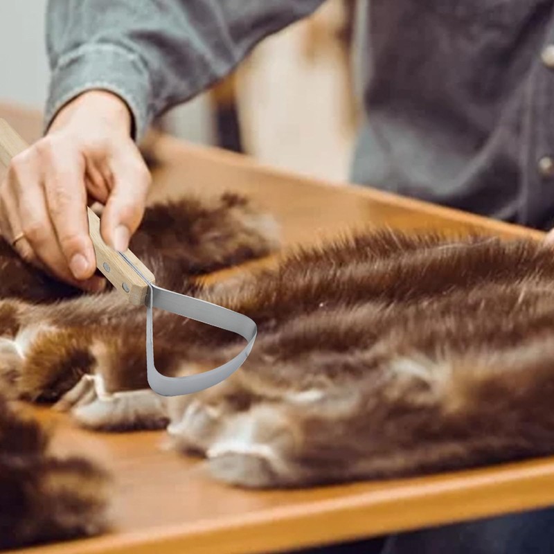 Pelt Scraper Fleshing Tool, Fleshing Knife Leather Making Tools Stainless