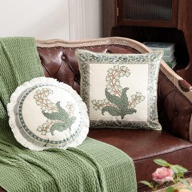 patdrea Decorative Square Throw Pillow Covers 18"X18",Velvet Soft Farmhouse Throw Covers,Floral Throw Pillow Case for Couch Sofa Bed Living Room（2Pack）