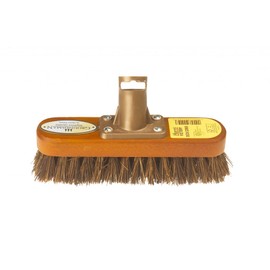 Groundsman Deck Scrub