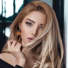 HEALEEP Acrylic Mini Chicken Charms: 10pcs Earrings Dangle Ornament for Animal Lover - Farm Hanging Decor for Diy Jewelry