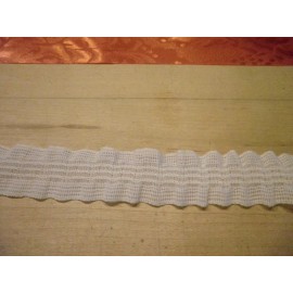 unbranded White Elastic Ruffled Trim 1 inch Wide BTY