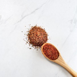 s.a.l.t. sisters Dragon's Breath Rub & Seasoning | All-Natural, Gluten Free, MSG Free, Non-GMO | Dry & Wet Rub Seasoning Base | Versatile Use for Chicken Wings, Brisket, Pulled Pork, and More | 6oz