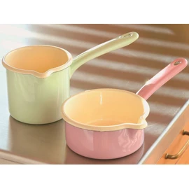 Riess, 0284-006 Sippy Pot with Handle Diameter 10 cm Colourful Pastel Enamel Volume (rec.): 0.7 Litres Made in Austria LWH: 23.3 x 12.7 x 12.2 cm 0.343 kg Suitable for Induction Cookers Suitable for Gas Cookers