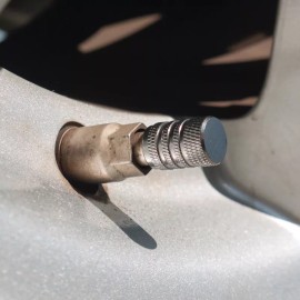 CHRIS Gun Metal 4x Aluminum Piston Tire/Rim Valve/Wheel Air Port Dust Cover Stem Caps